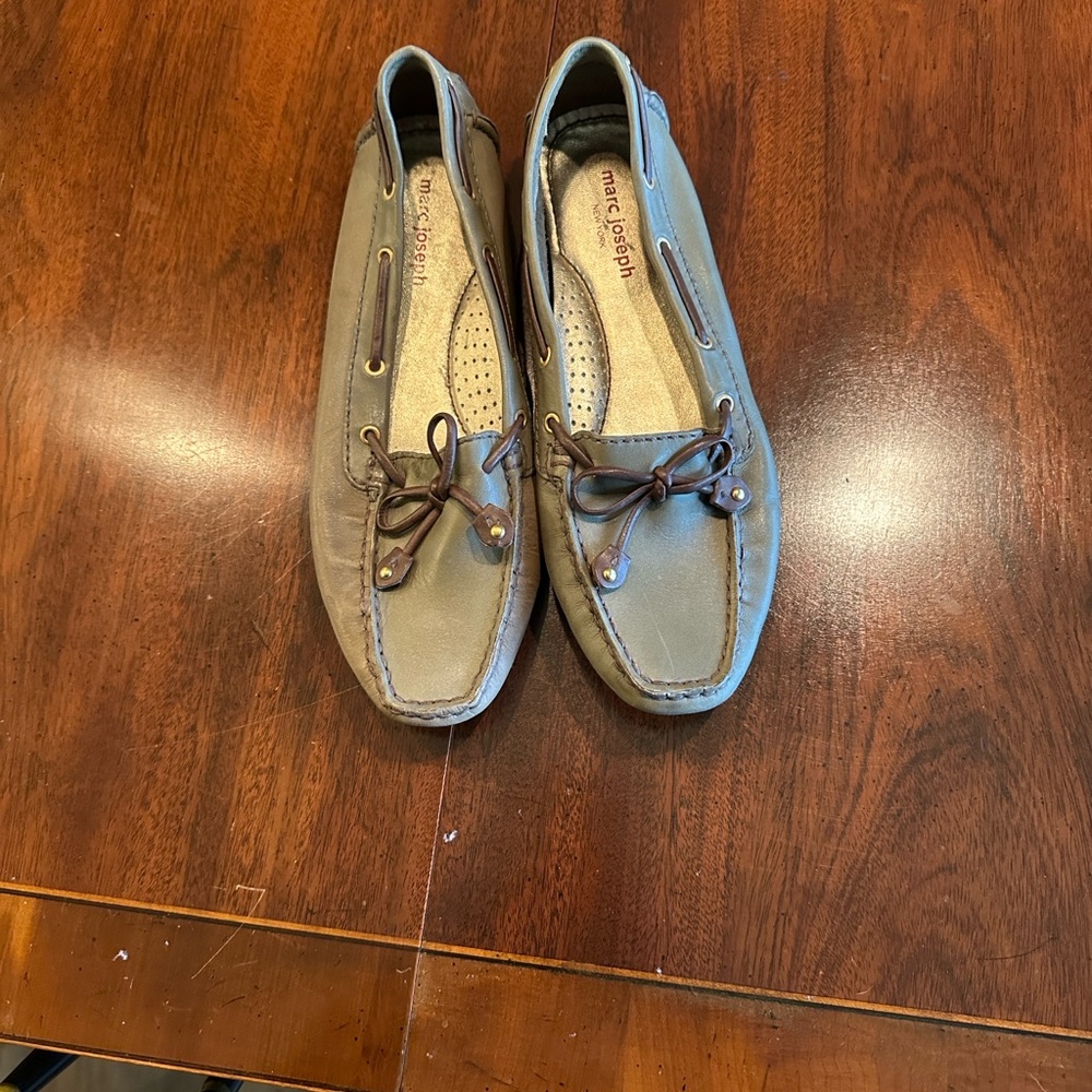 Marc Joseph Olive Green Leather Boat Slip-on Driving Shoes in size 8.